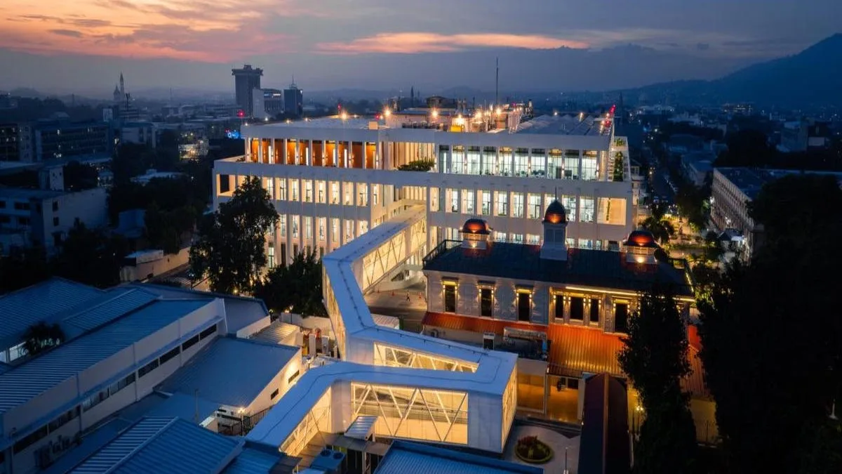 Hospital Rosales Opens, Mass Trials Continue in El Zonte