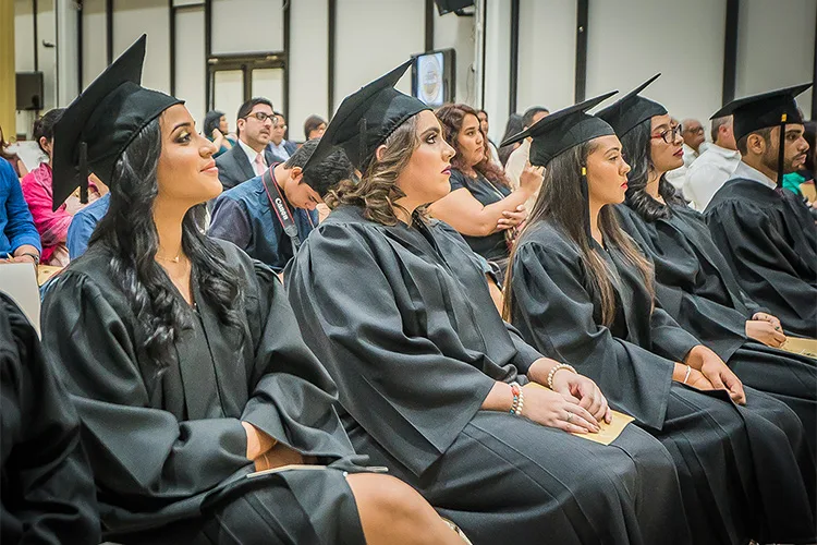 Panama Aims to Shorten Medical Internship to One Year