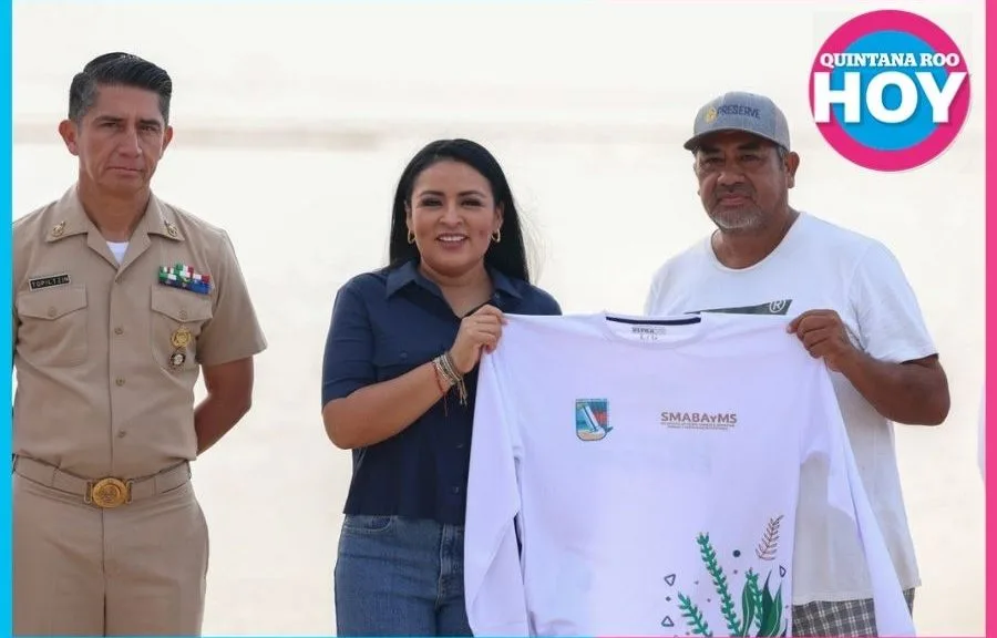 Blanca Merari Boosts Beach Cleaning Efforts in Puerto Morelos